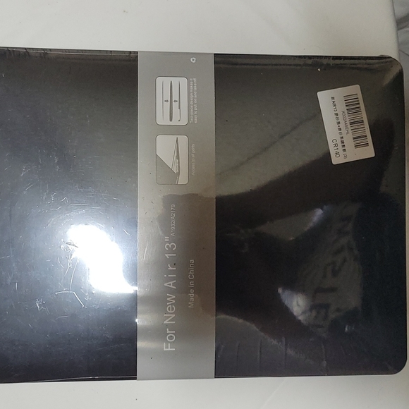 MACBOOK AIR 13" - Picture 1 of 2